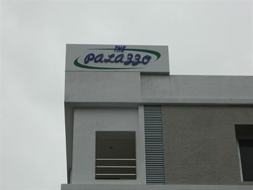 The Palazzo Hotel Hyderabad Exterior foto